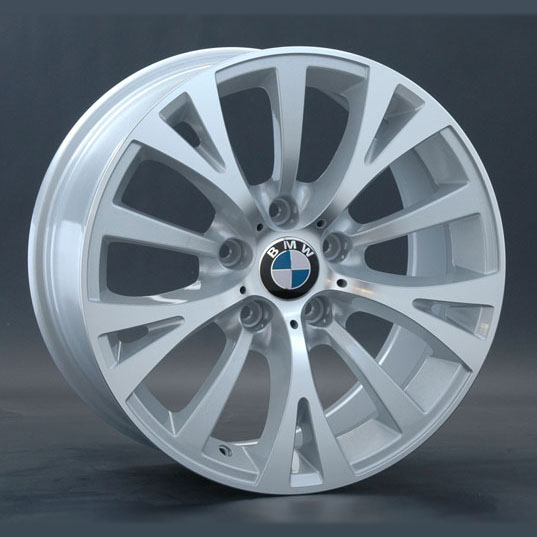 Диски Replay B121 8 х 18 5*120 Et: 30 Dia: 72.6 классический серебристый цвет