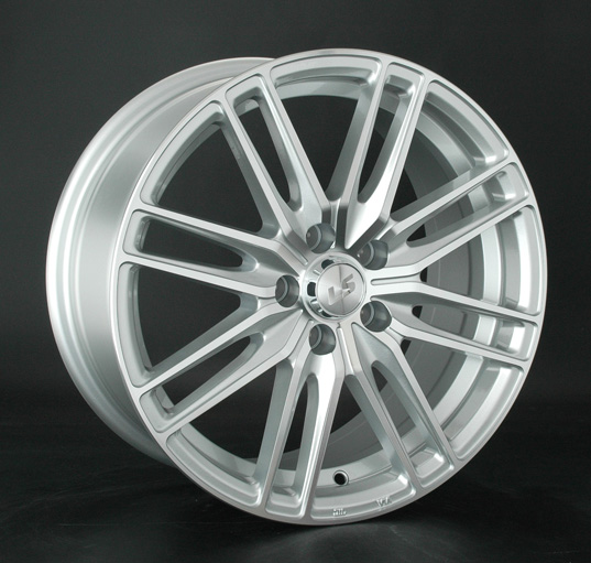 Диски LS wheels LS 760 7.5 х 17 5*114,3 Et: 40 Dia: 73.1 классический серебристый цвет