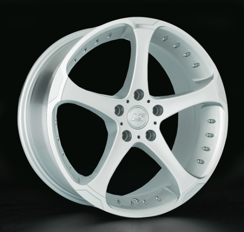 Диски LS wheels LS358 8 х 18 5*114,3 Et: 45 Dia: 73.1 серебро с полированным ободом