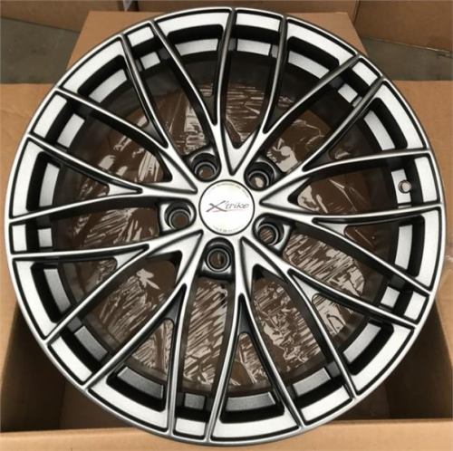 Диски X'trike X-130 7.5 х 18 5*114,3 Et: 37 Dia: 66.6 серый